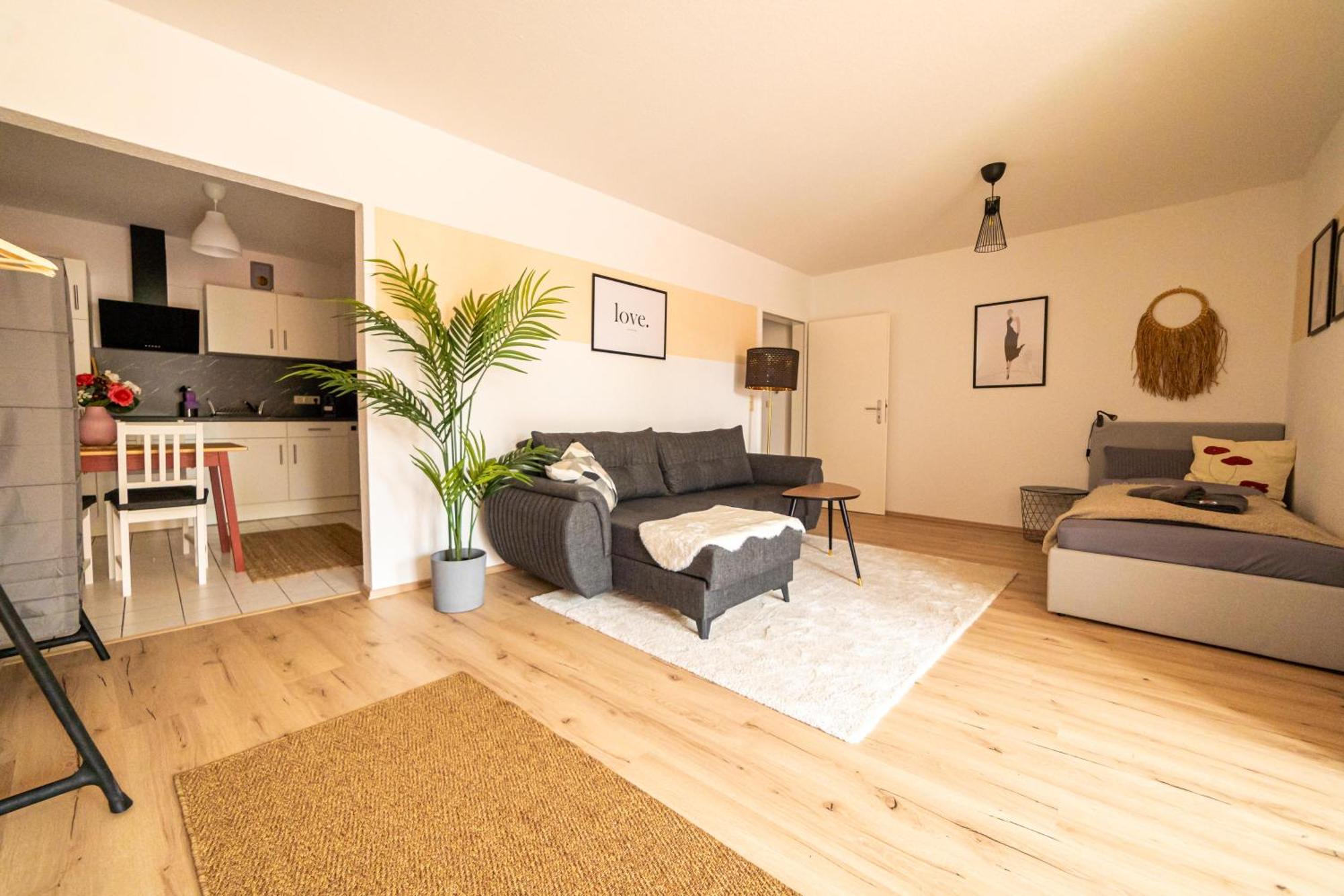 Fullhouse - Eisenach - K70 Apartments - Elevator - Balcony - Smarttv Екстер'єр фото